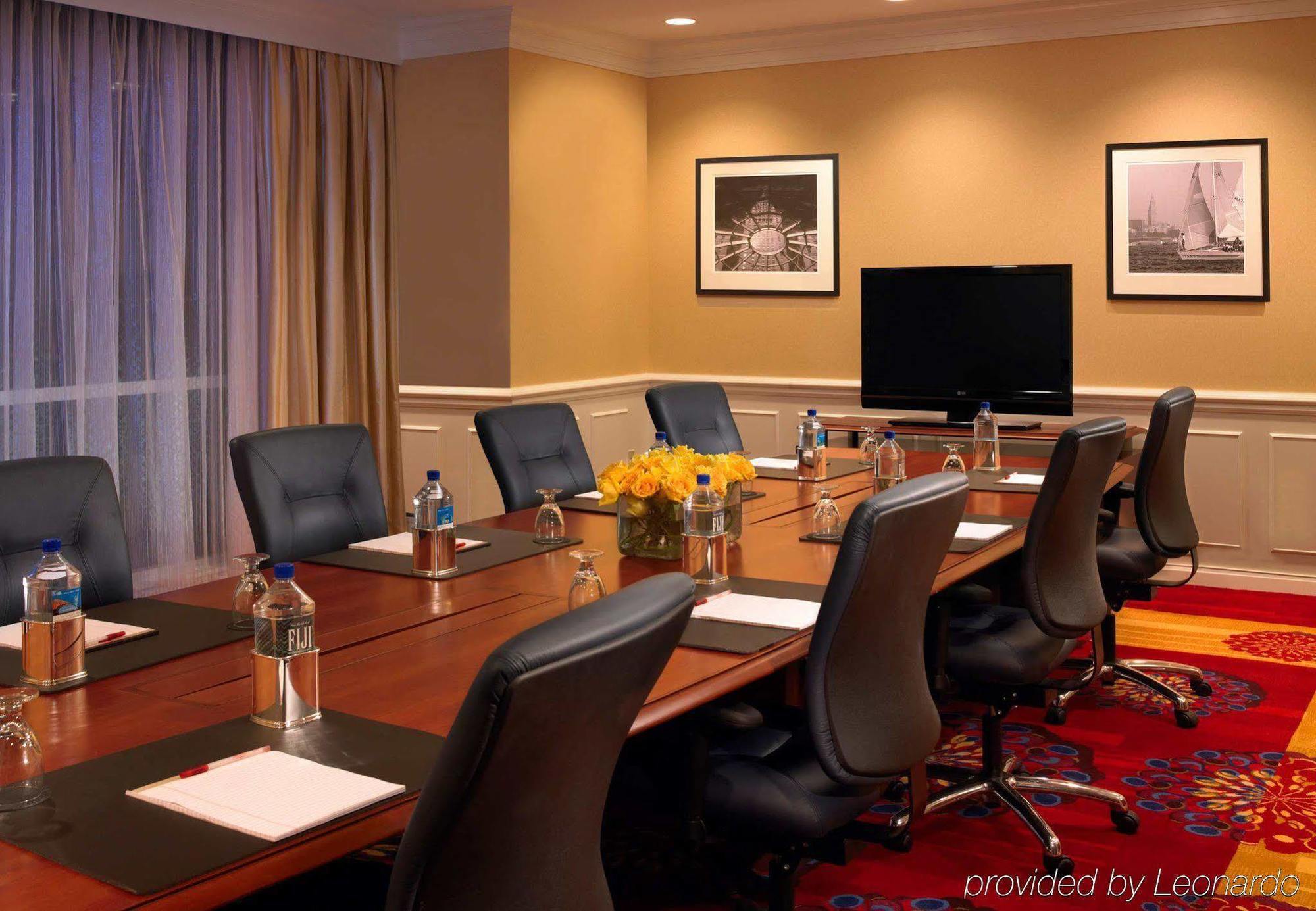 Hotel Wyndham Cleveland Airport Einrichtungen foto